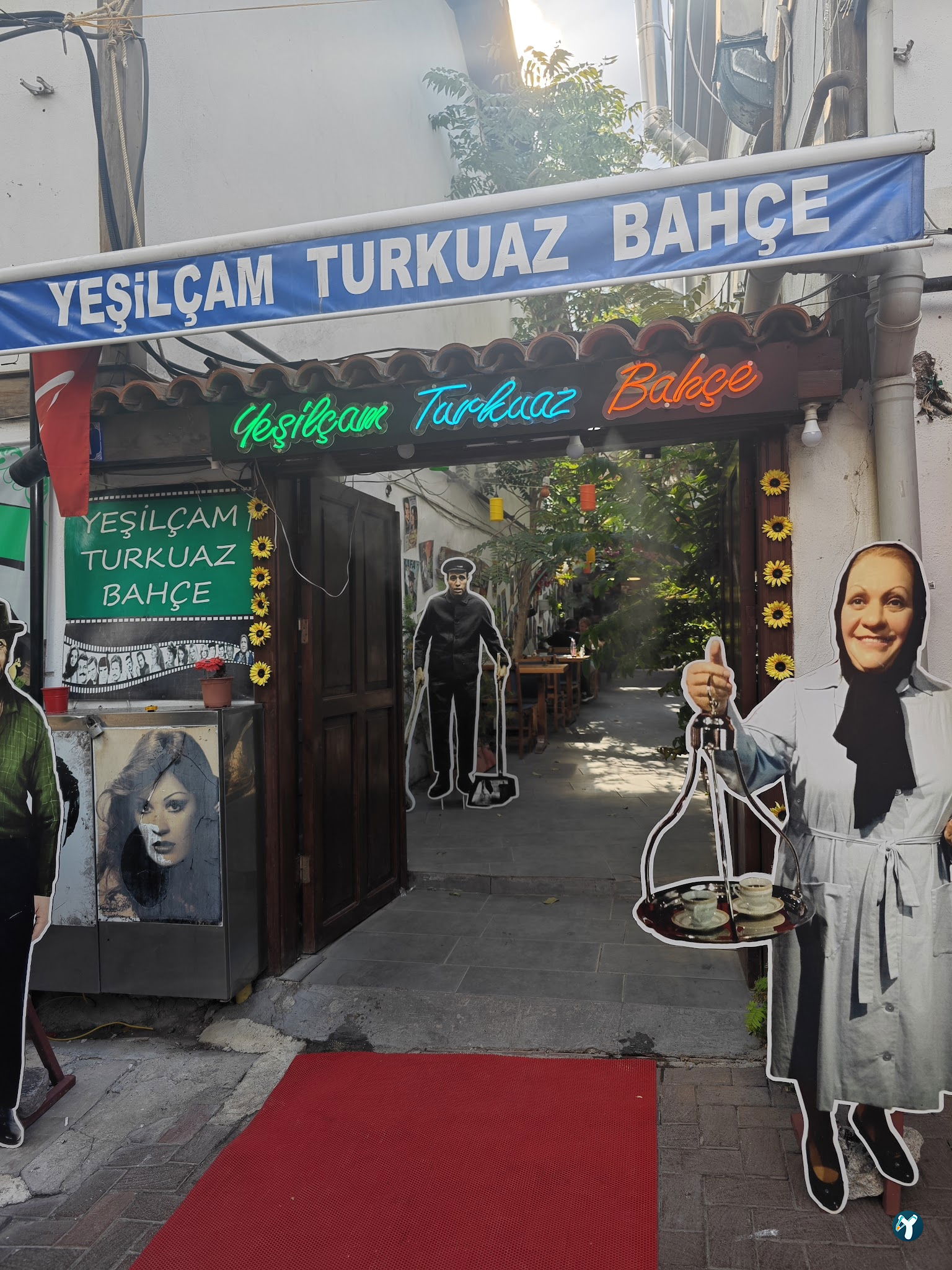 Yeşilçam Turquoise Garden