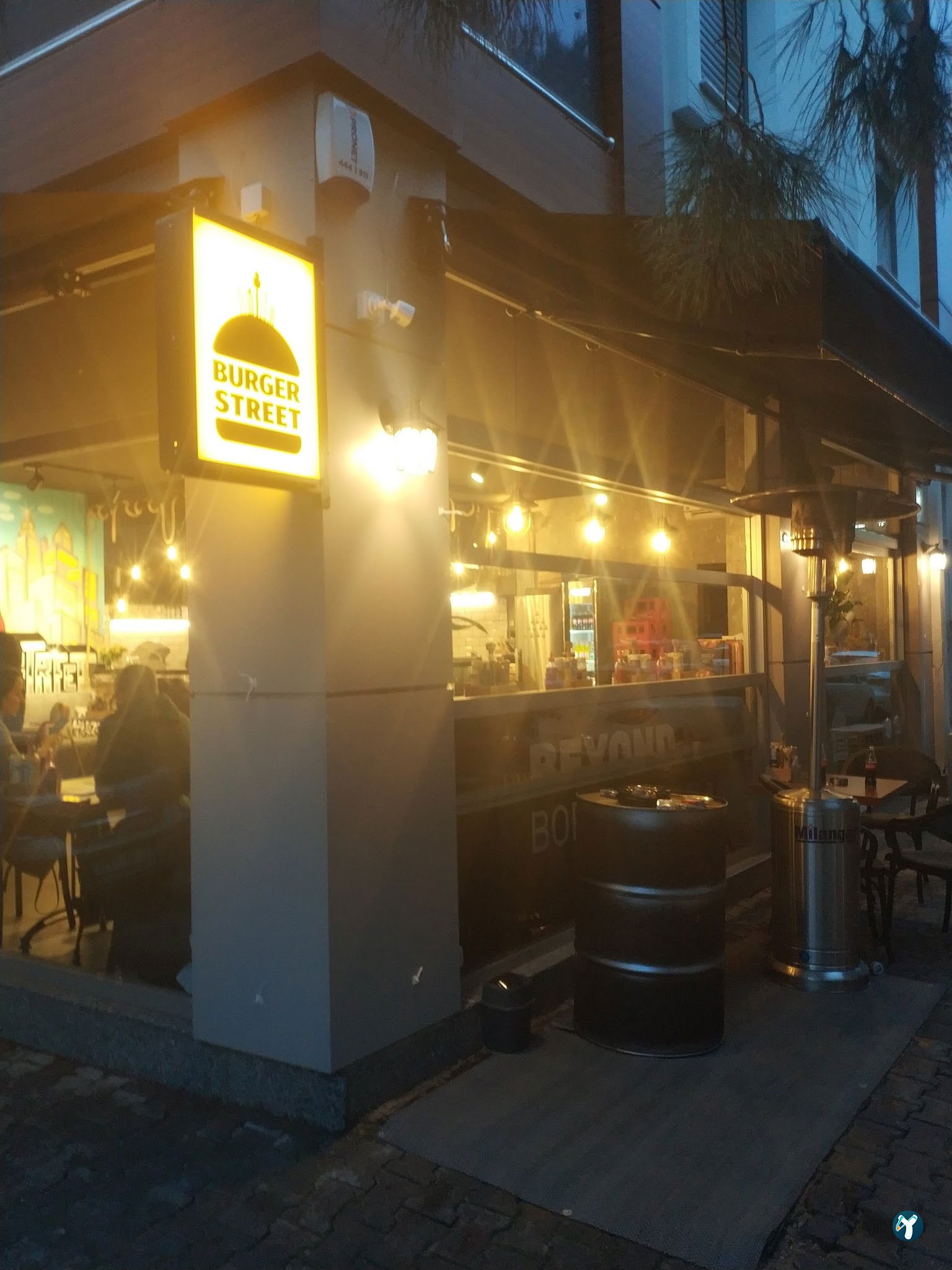 Burger Street
