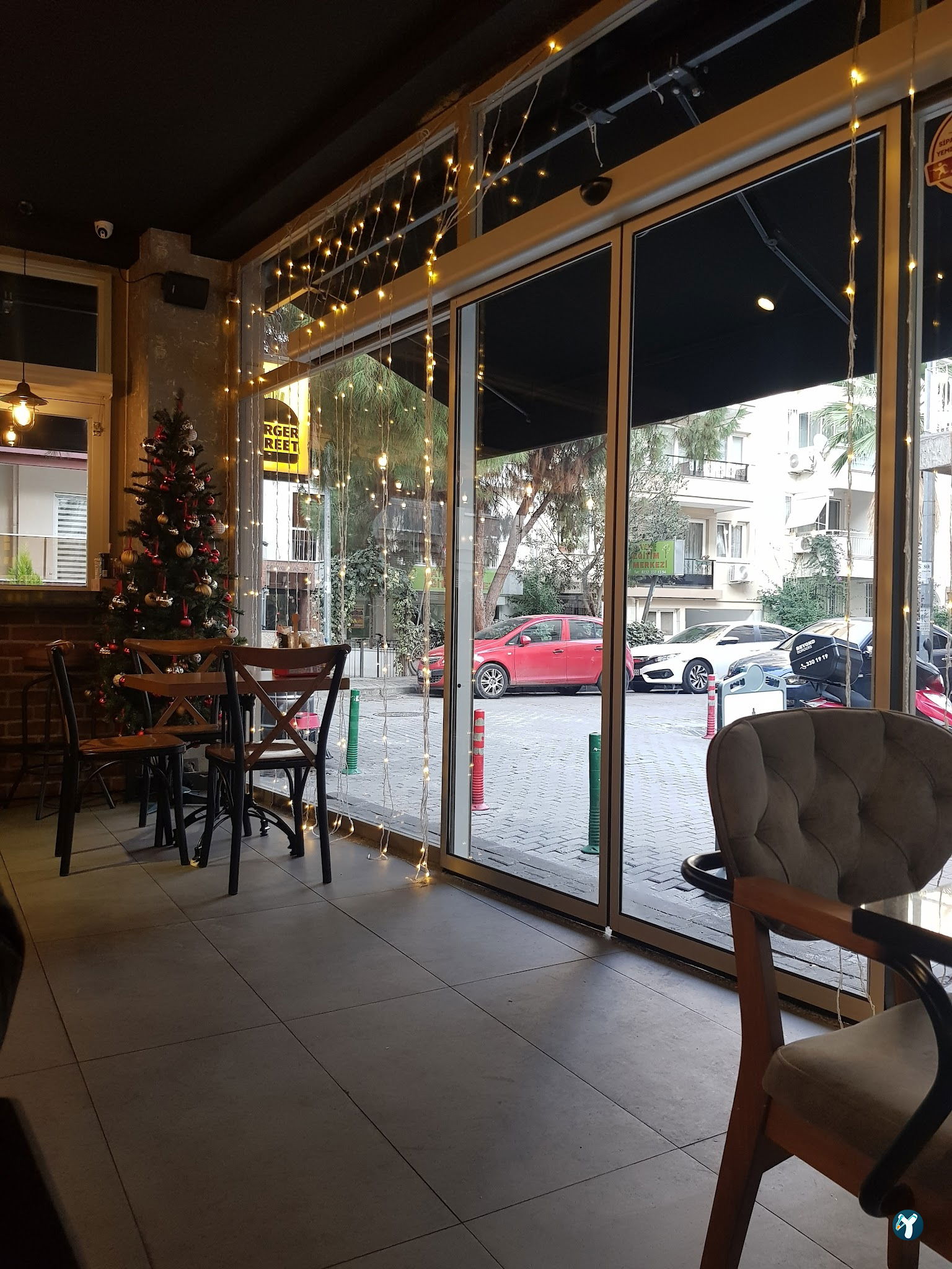 Burger Street