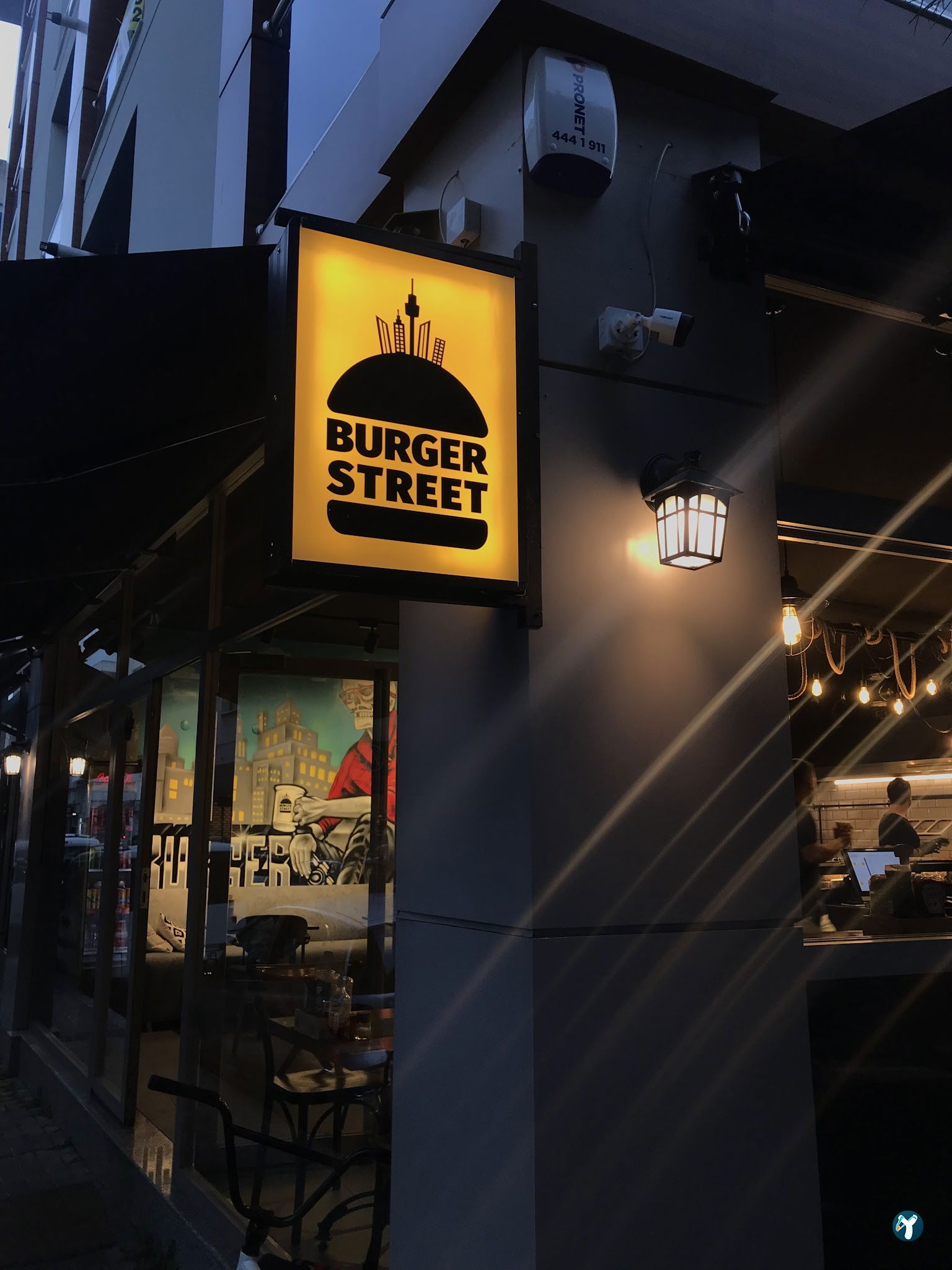 Burger Street