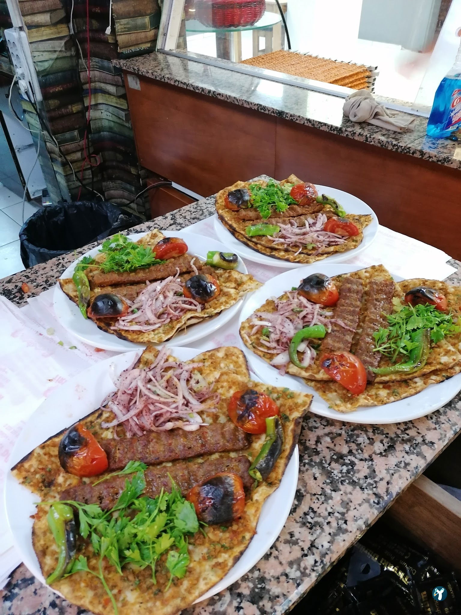 Tiryaki Dürüm Lahmacun Pide