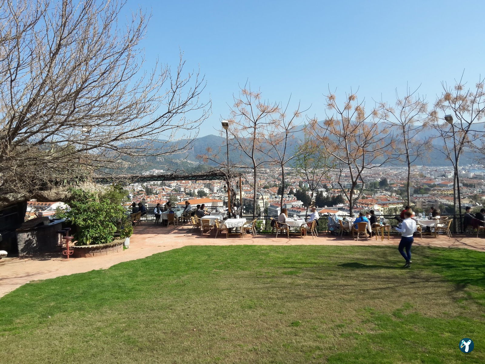 Şahi̇n Tepesi̇ Restaurant
