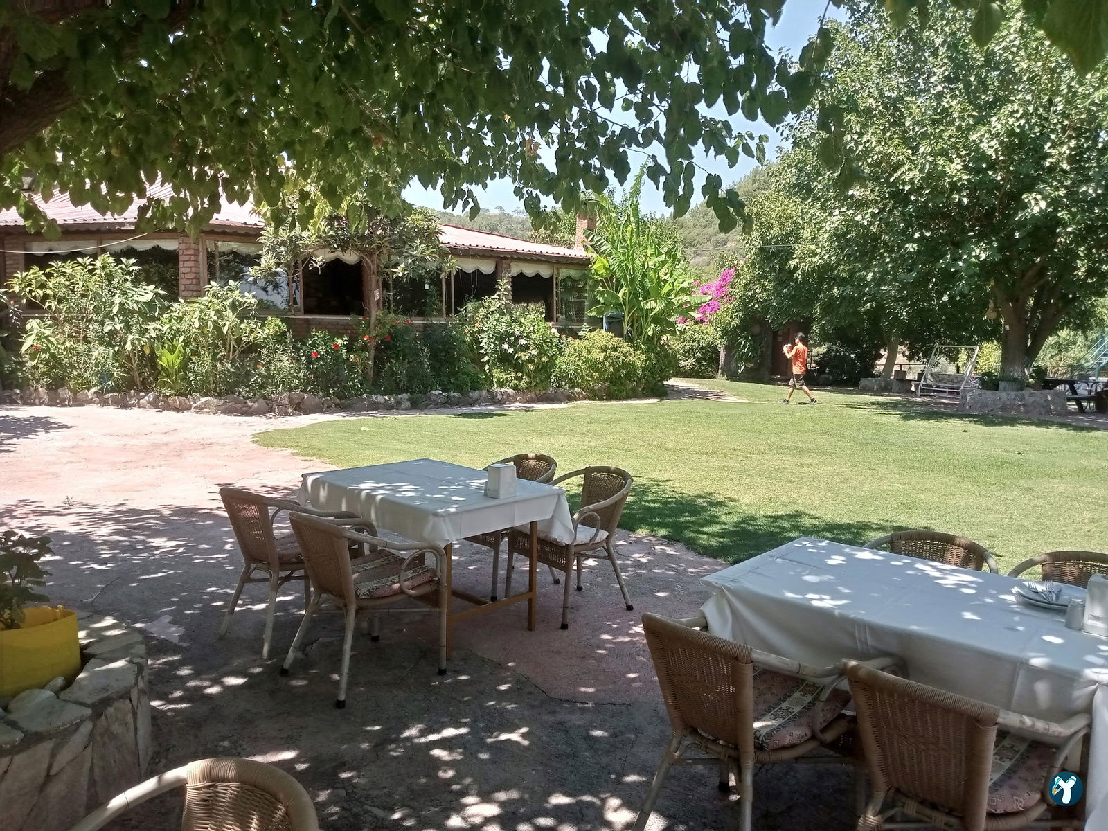 Şahi̇n Tepesi̇ Restaurant