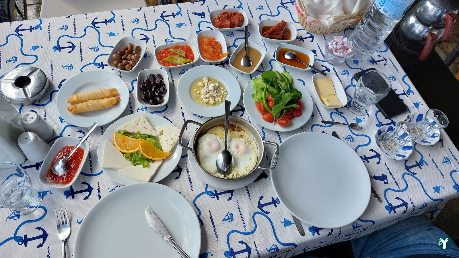 Şahi̇n Tepesi̇ Restaurant
