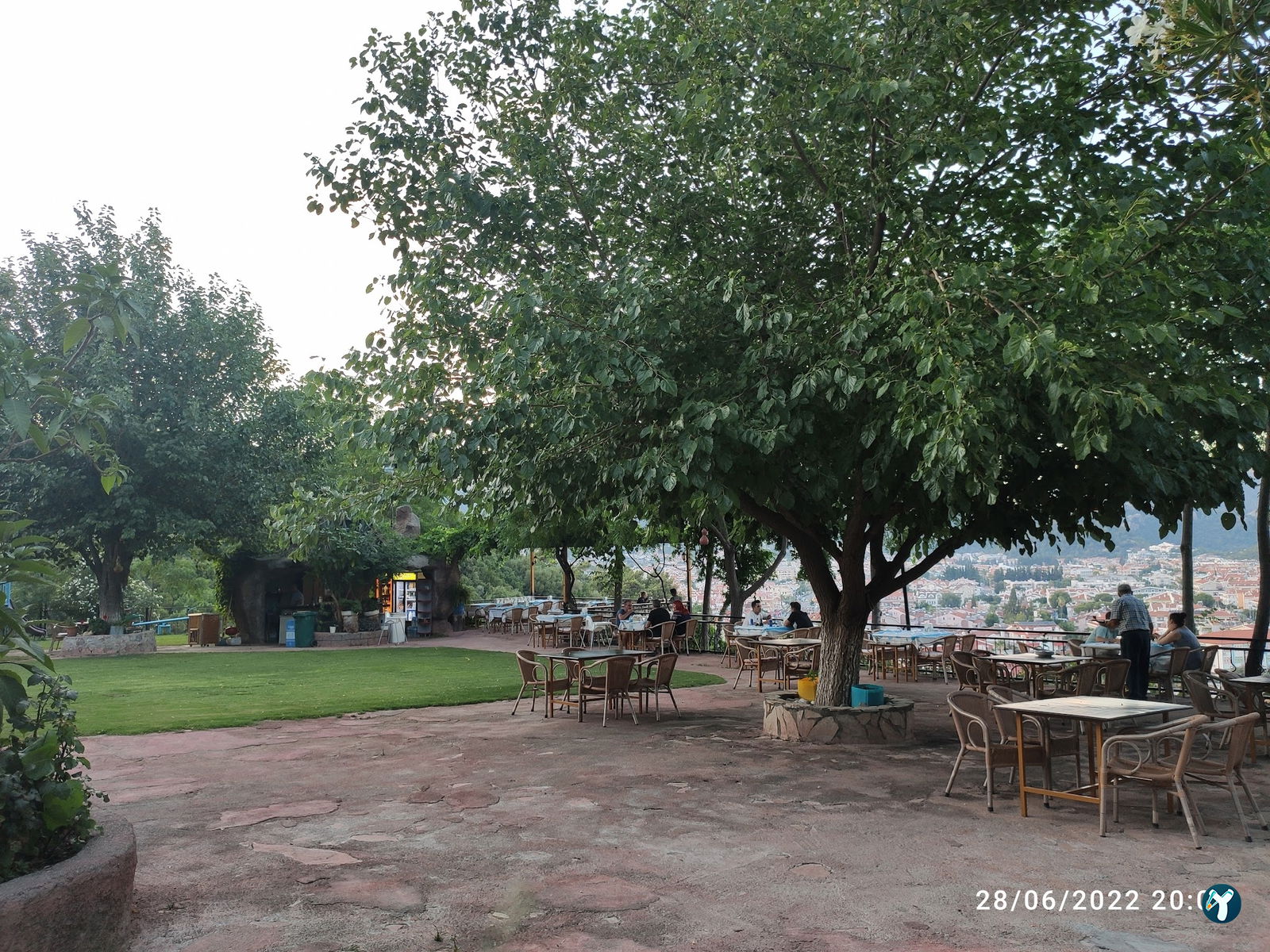 Şahi̇n Tepesi̇ Restaurant