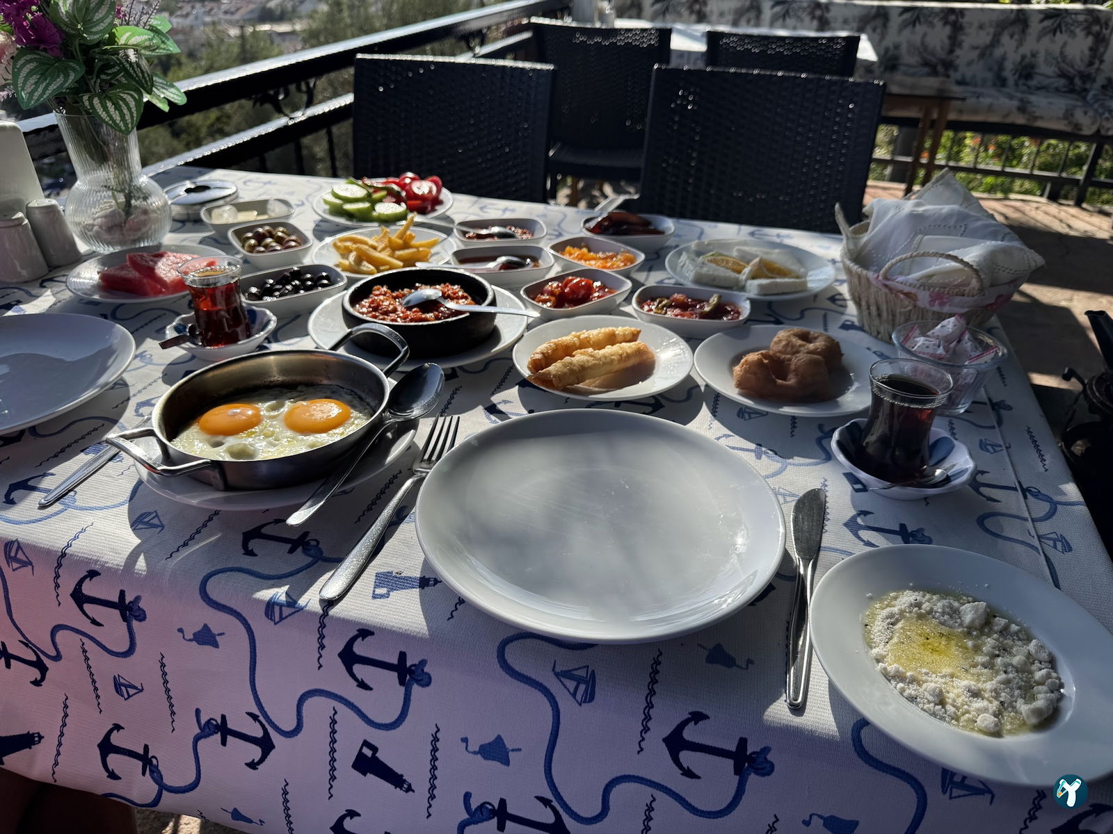 Şahi̇n Tepesi̇ Restaurant