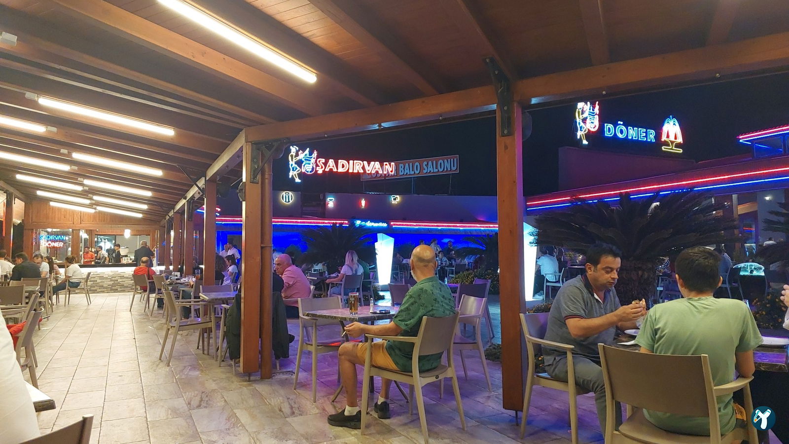 Şadırvan Döner