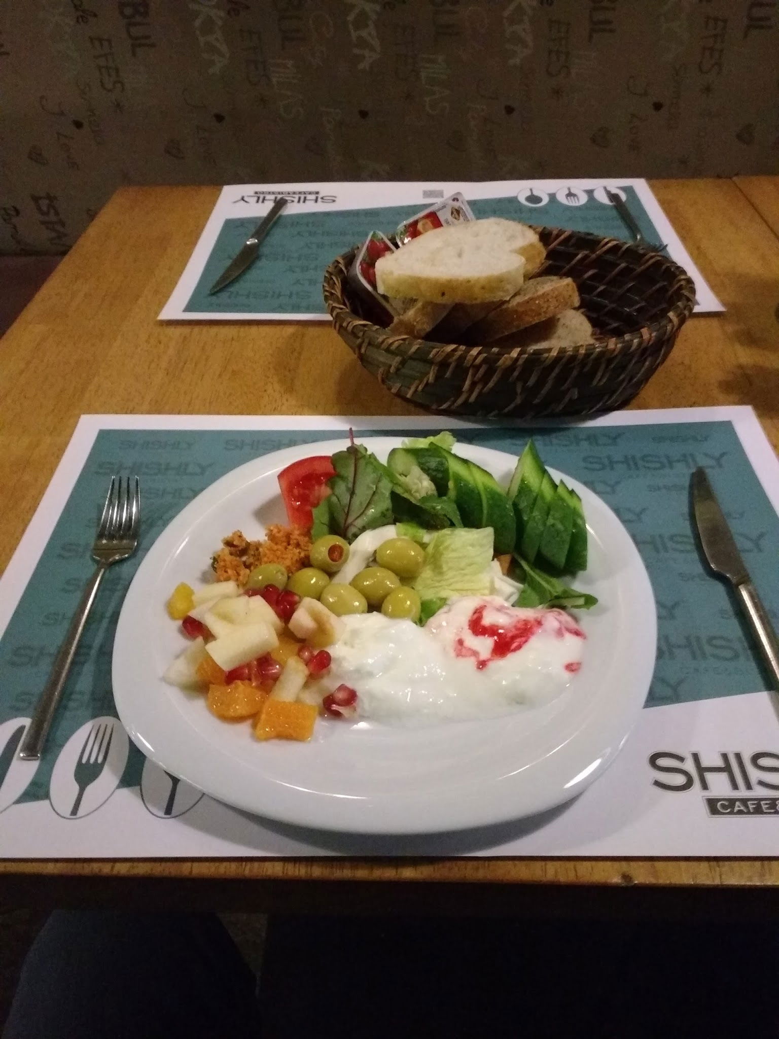 Shishly Cafe&Bistro