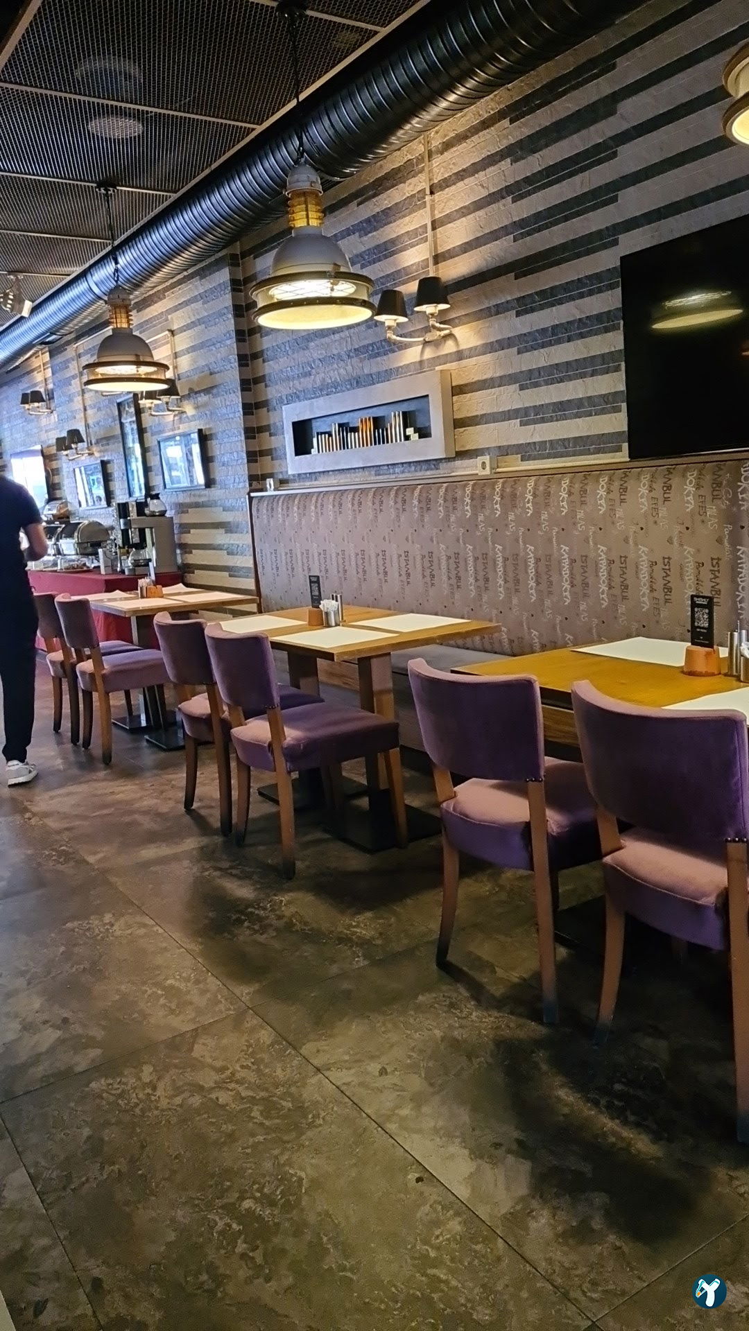 Shishly Cafe&Bistro