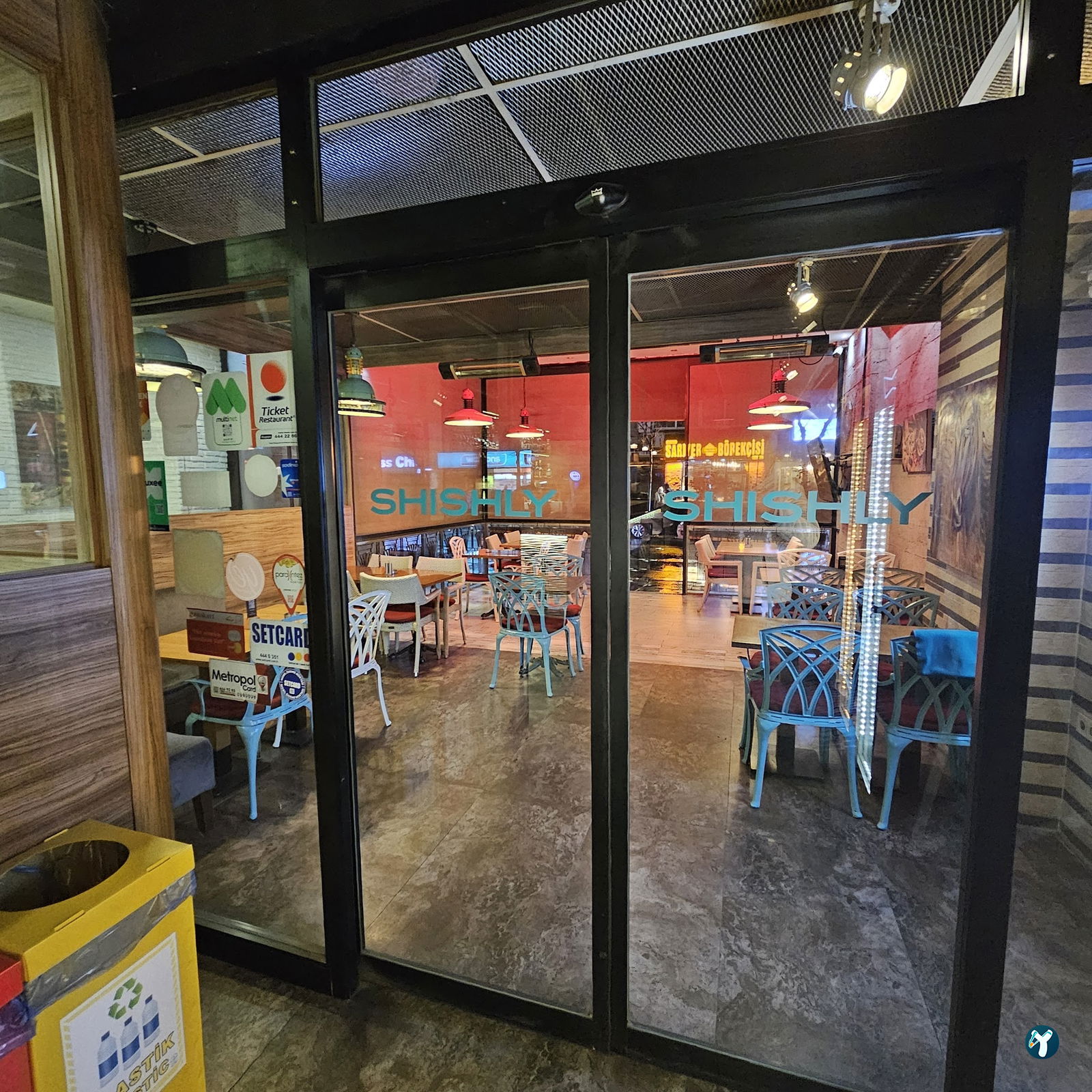 Shishly Cafe&Bistro