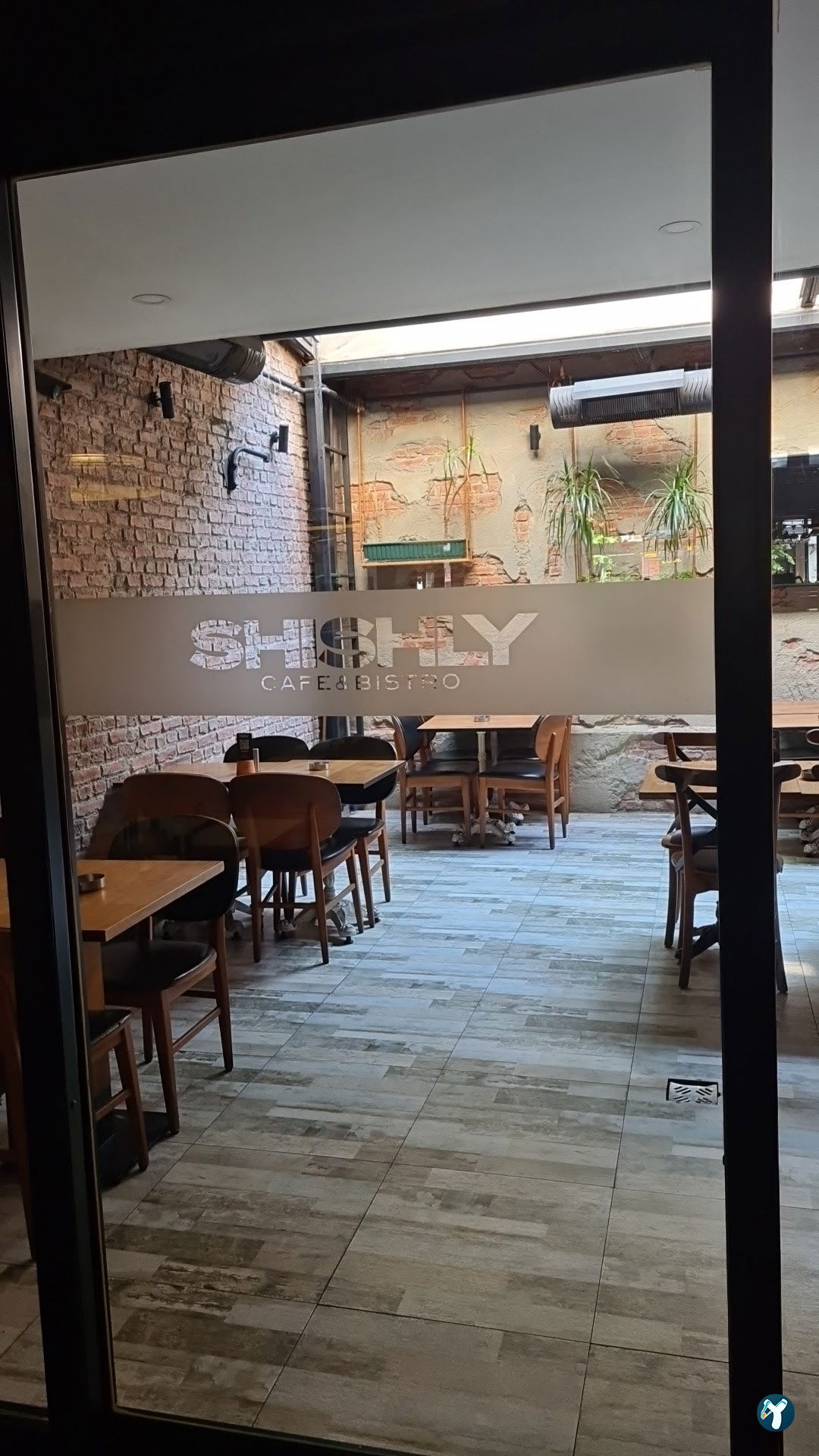 Shishly Cafe&Bistro
