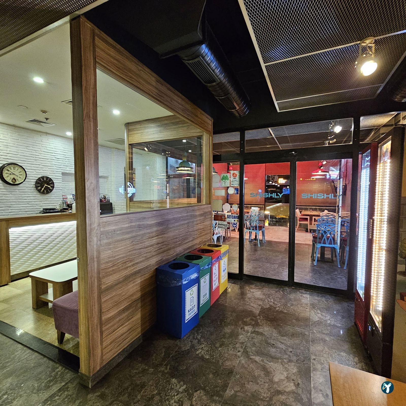 Shishly Cafe&Bistro