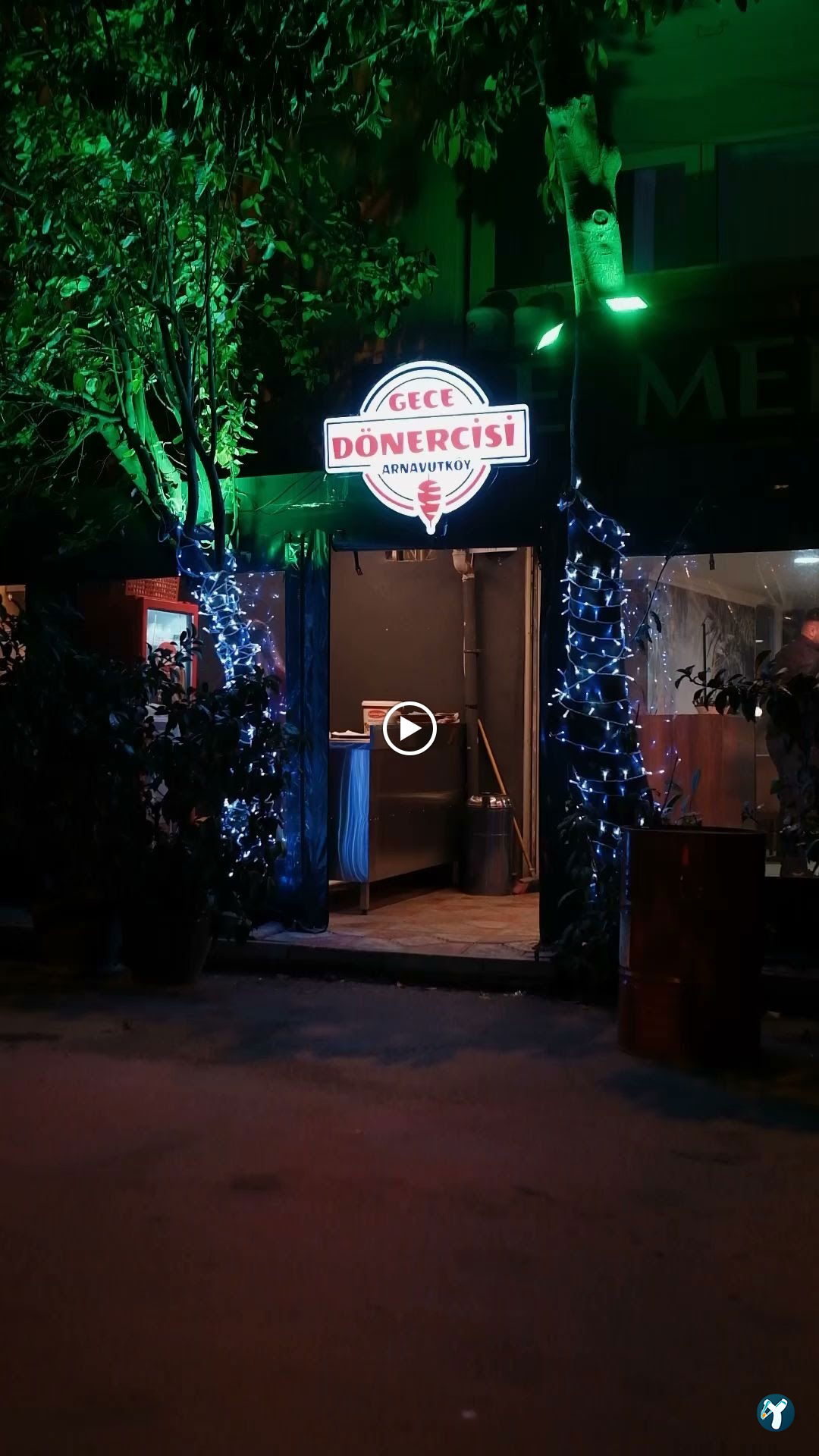 Arnavutköy Gece Dönercisi