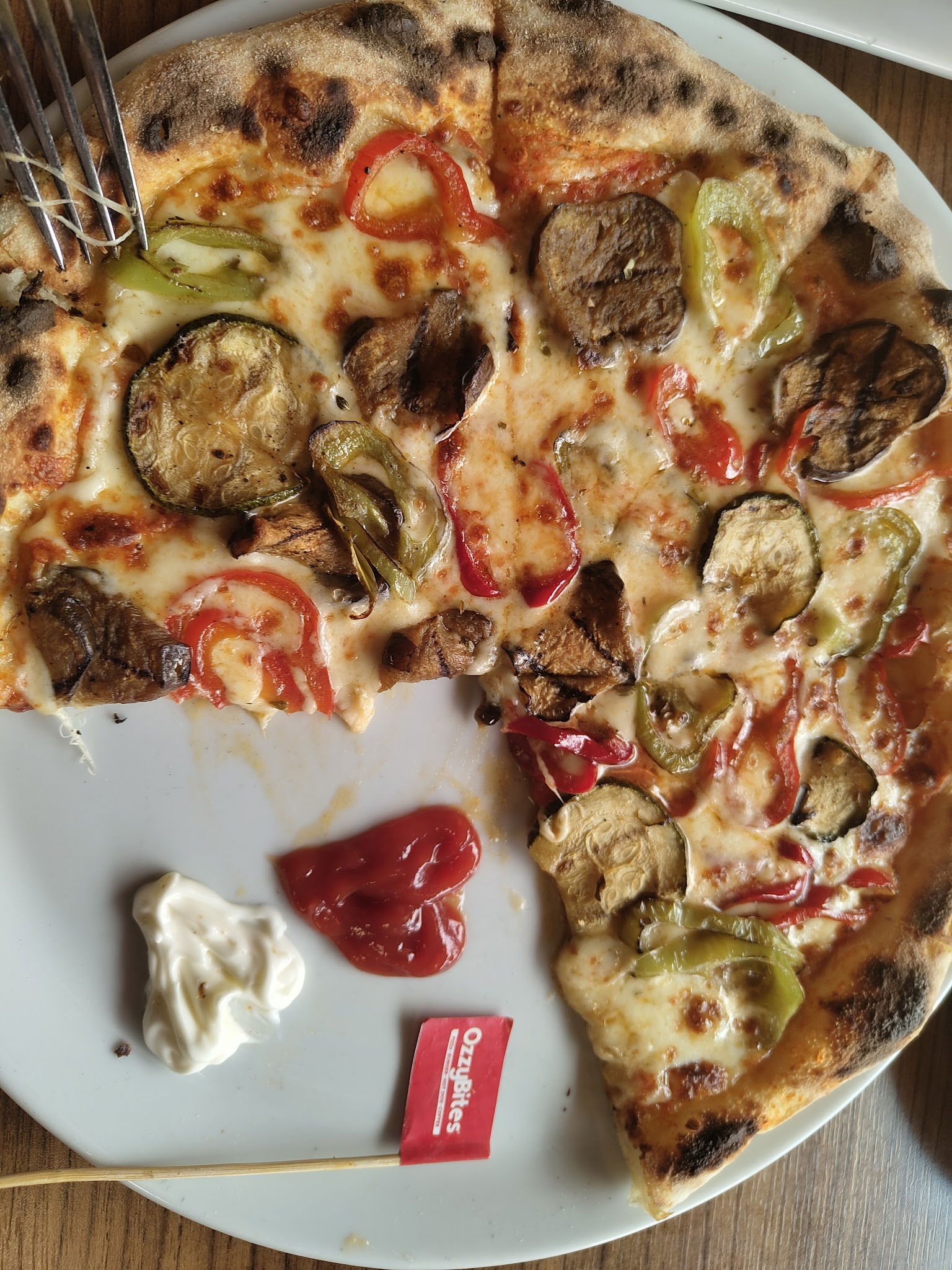 Ozzy Bites - Kurtuluş Pizza & Burger