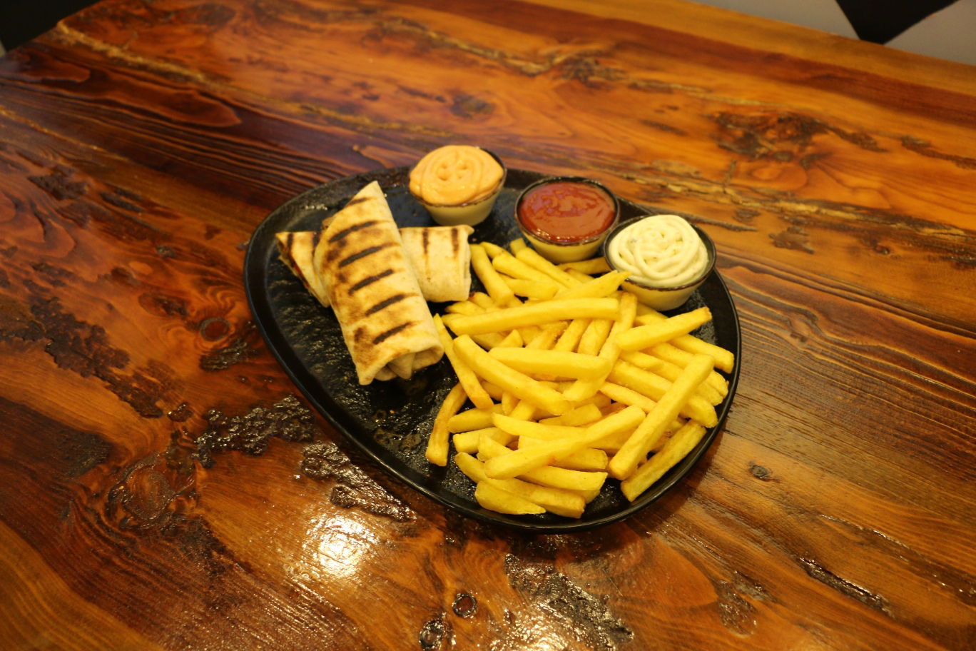 Ozzy Bites - Kurtuluş Pizza & Burger