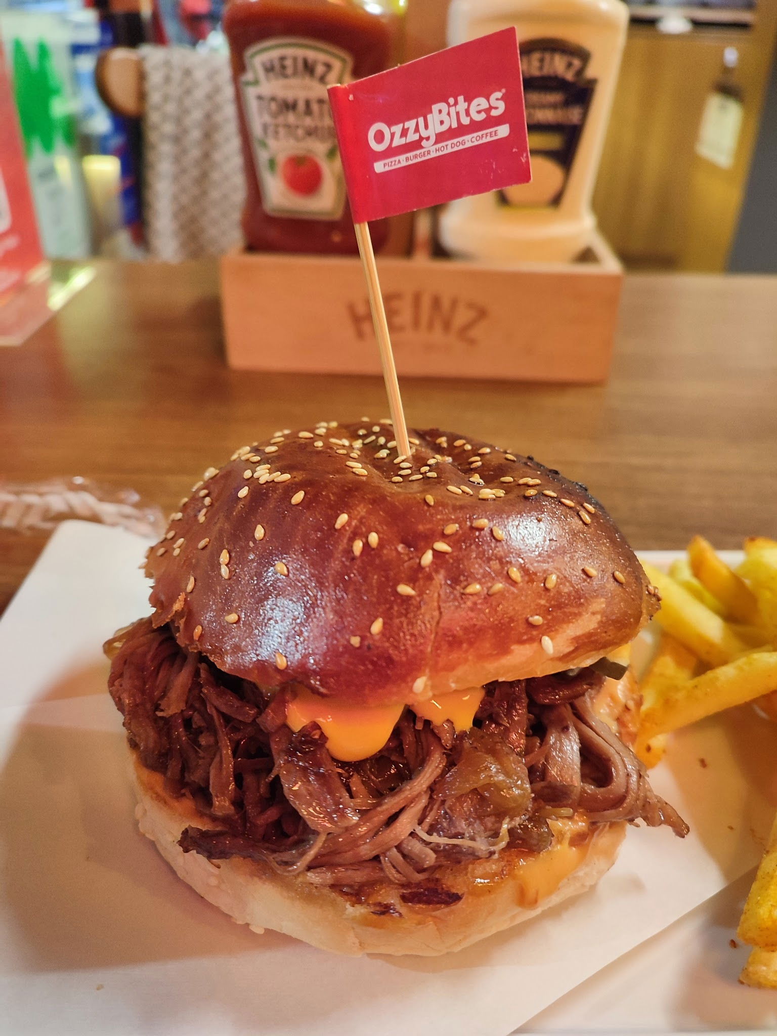 Ozzy Bites - Kurtuluş Pizza & Burger