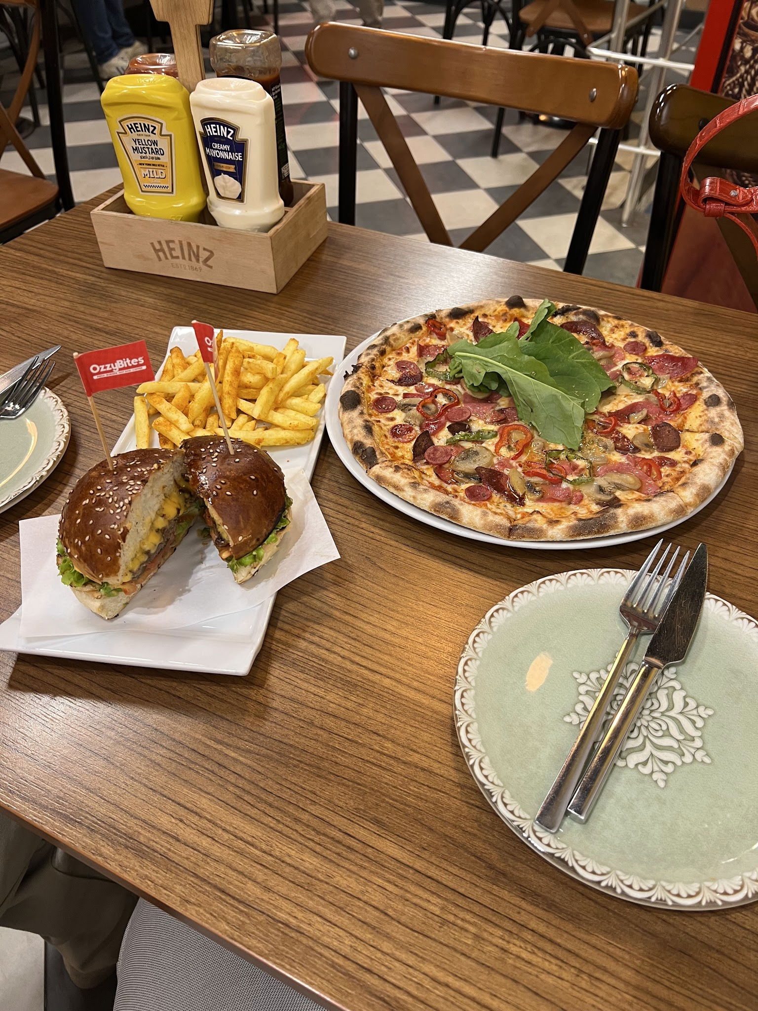 Ozzy Bites - Kurtuluş Pizza & Burger