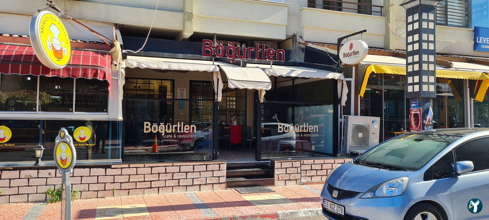 Blackberry Cafe
