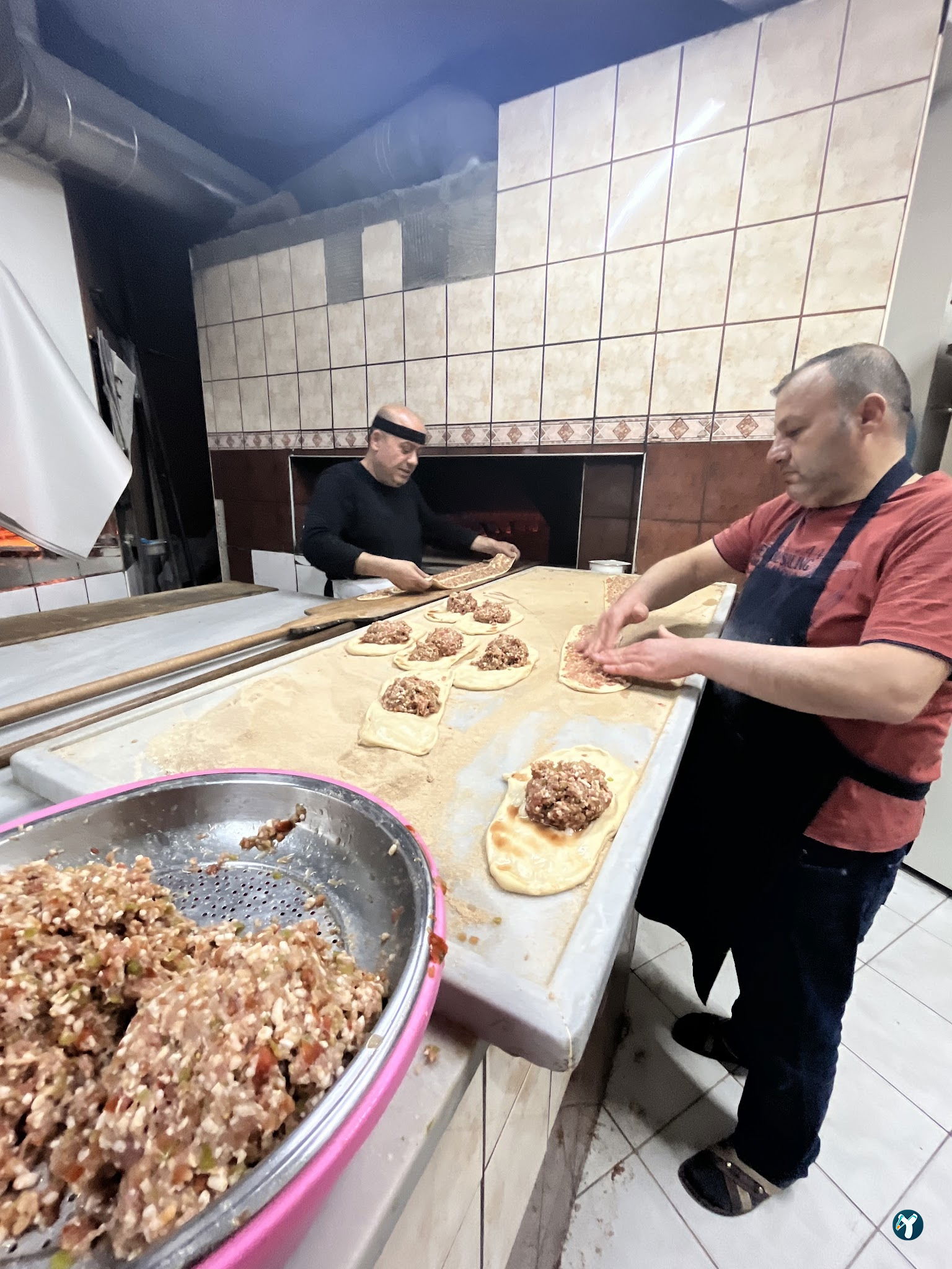 Asmalı Konak Etliekmek Ve Pide Salonu