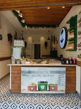 Tatlici Fehmi̇ Usta Bornova resimleri