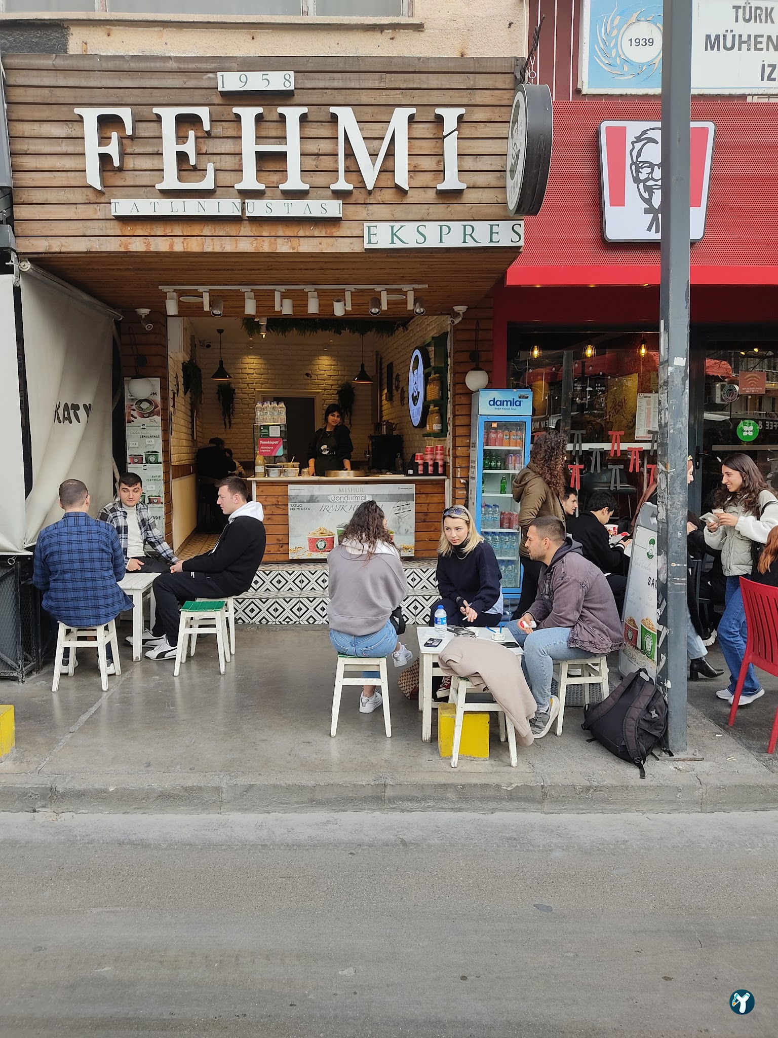 Tatlici Fehmi̇ Usta Bornova