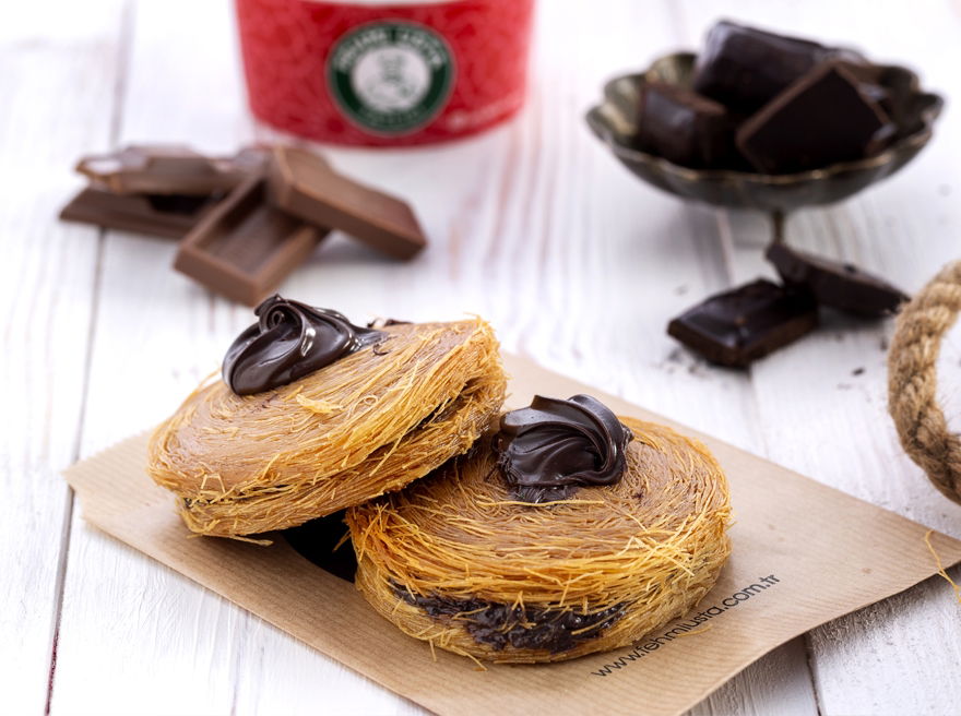 Tatlici Fehmi̇ Usta Bornova