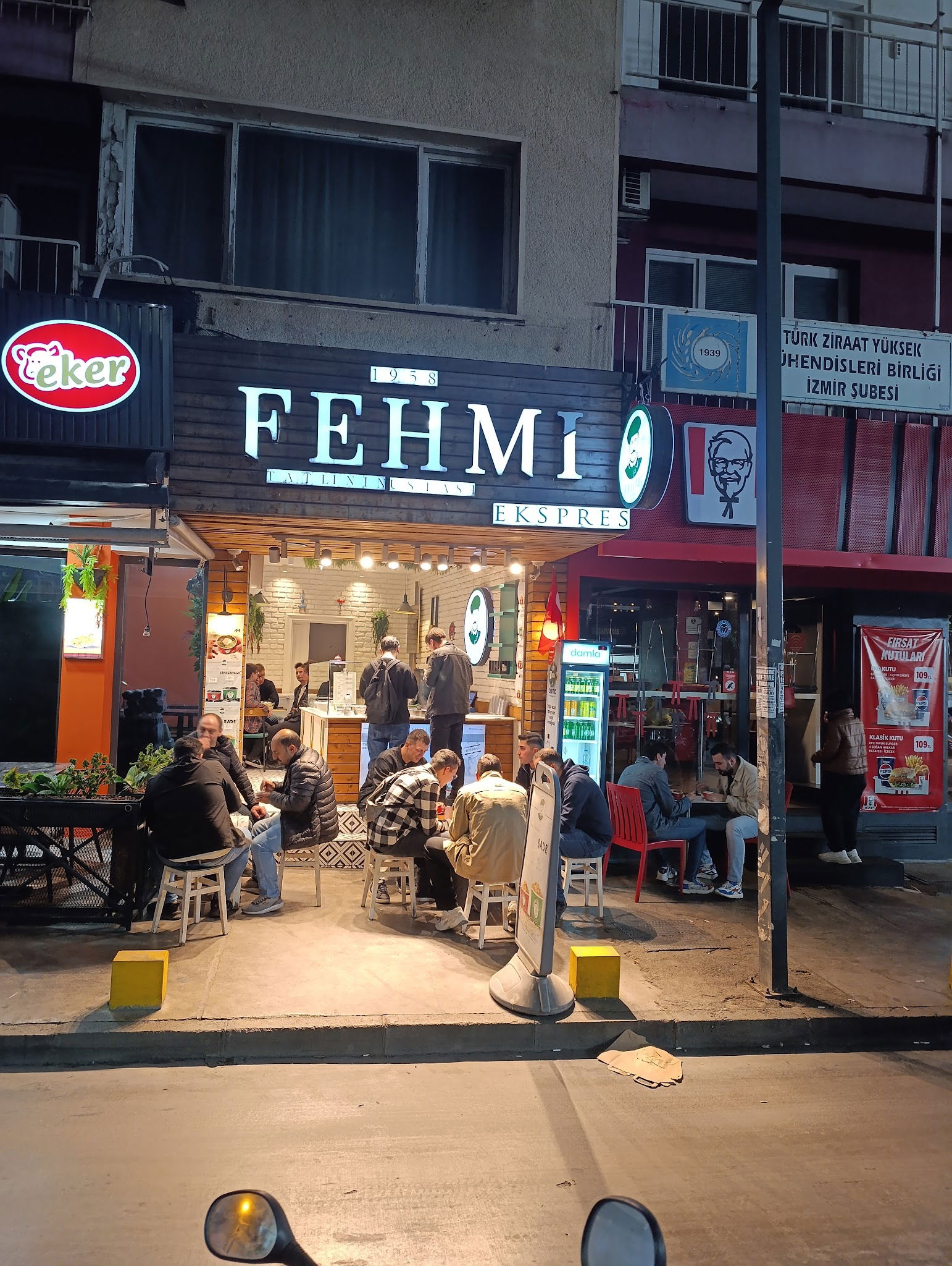 Tatlici Fehmi̇ Usta Bornova