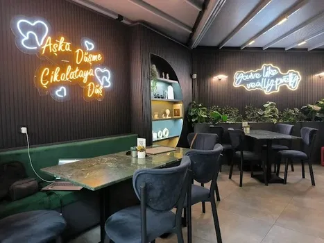 Mualla Çikolata Antalya resimleri