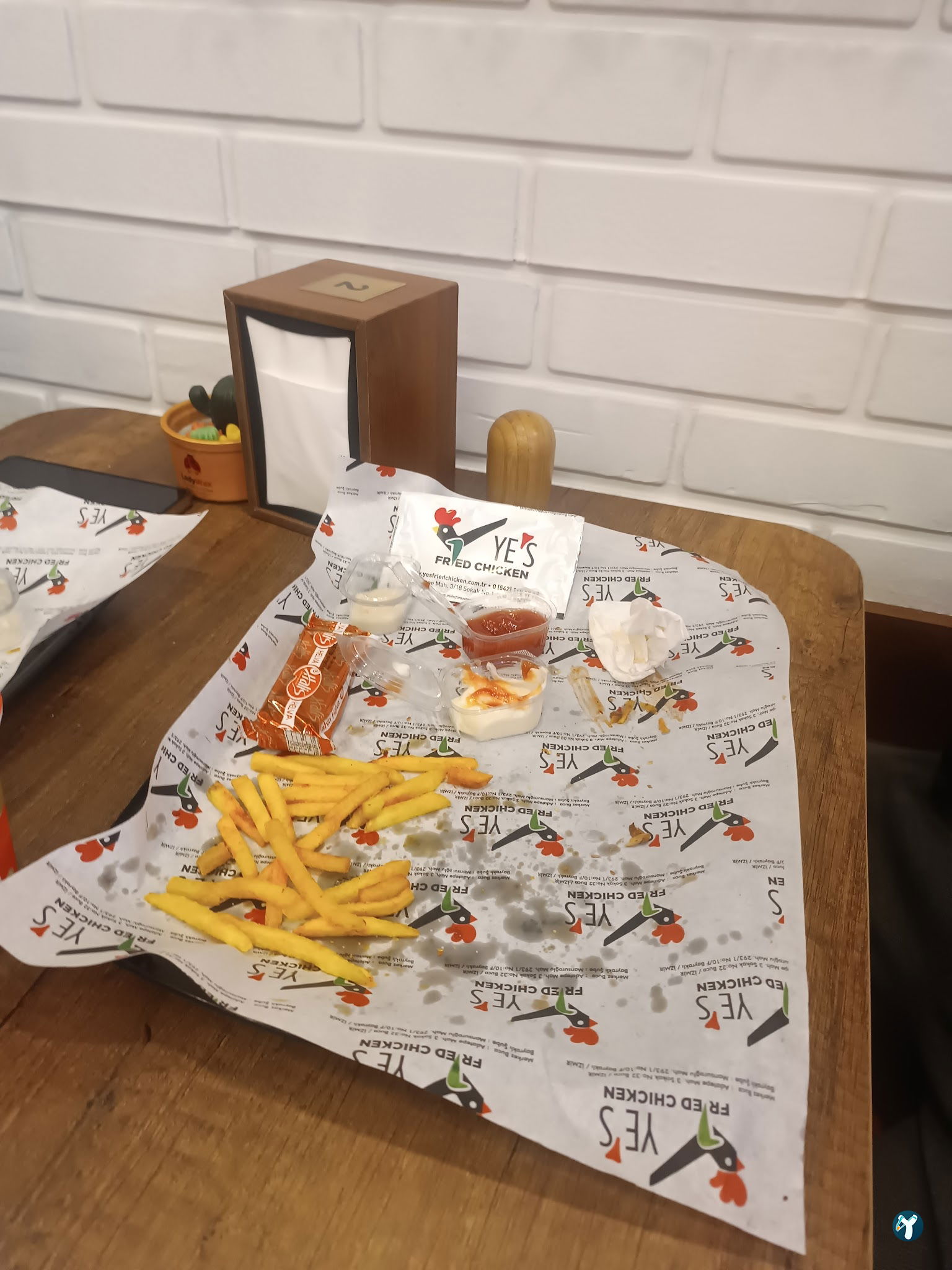 Yes Fried Chicken Bayraklı