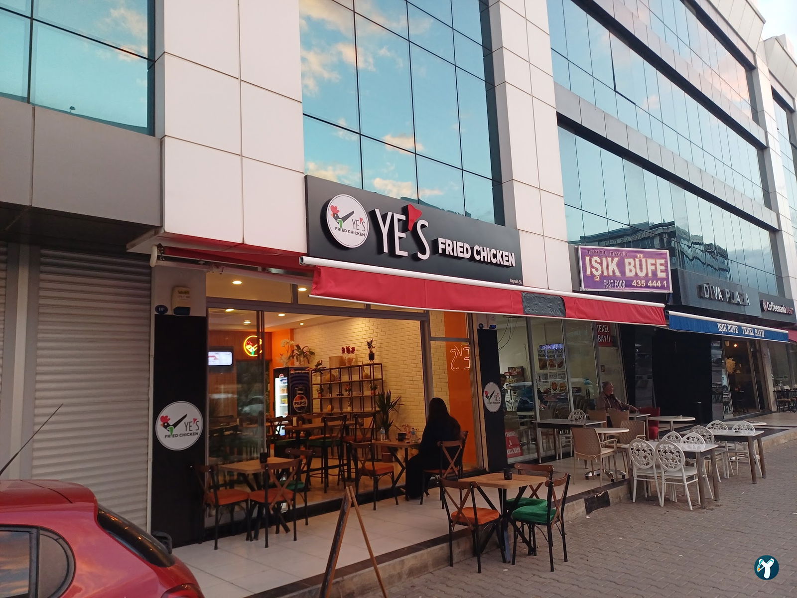 Yes Fried Chicken Bayraklı