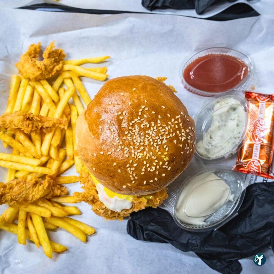 Yes Fried Chicken Bayraklı