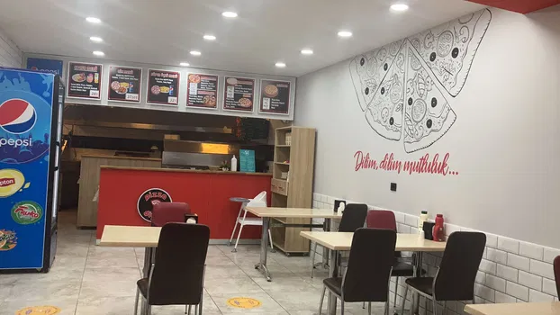 Pi̇zza Di̇yari Menemen resimleri
