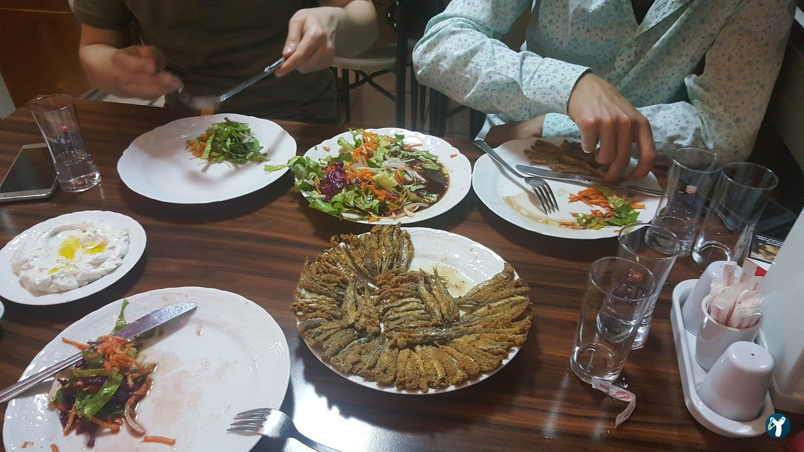 Kalamar Hamsinoz Restaurant