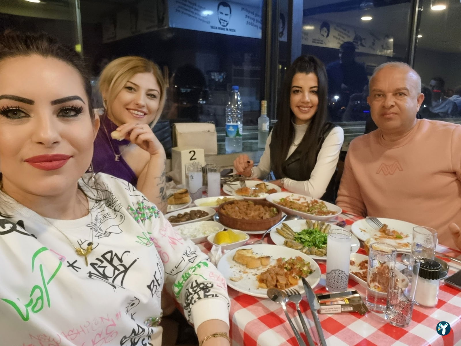 Kalamar Hamsinoz Restaurant