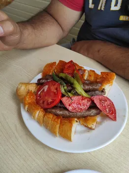 Çatalarmut Köftecisi resimleri