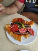 Çatalarmut Köftecisi