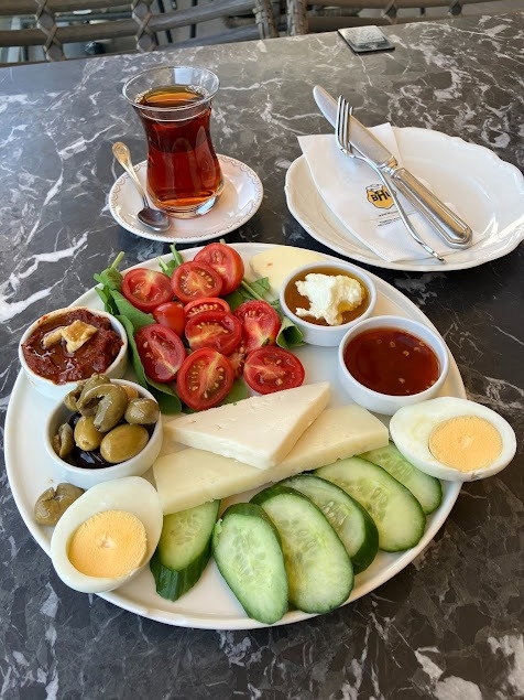 Bolulu Hasan Usta, Pasaport