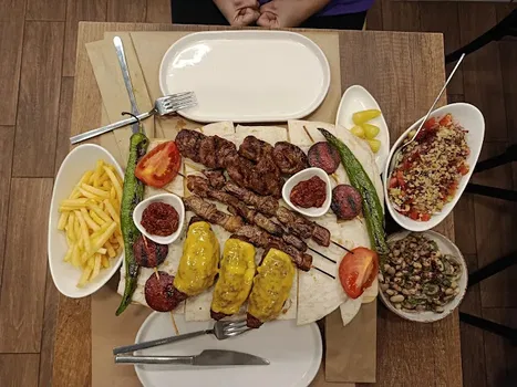 Ortaköy Köftecisi resimleri