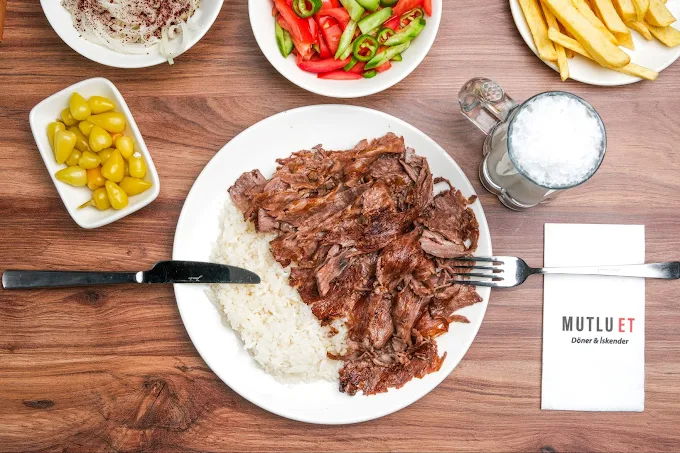 Mutlu Et   Bursa Kebabı  Pide  Lahmacun Odun Ateşinde  Yaprak Et Döner  Nilüfer Et Lokantası