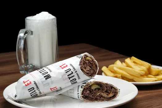 Mutlu Et   Bursa Kebabı  Pide  Lahmacun Odun Ateşinde  Yaprak Et Döner  Nilüfer Et Lokantası resimleri