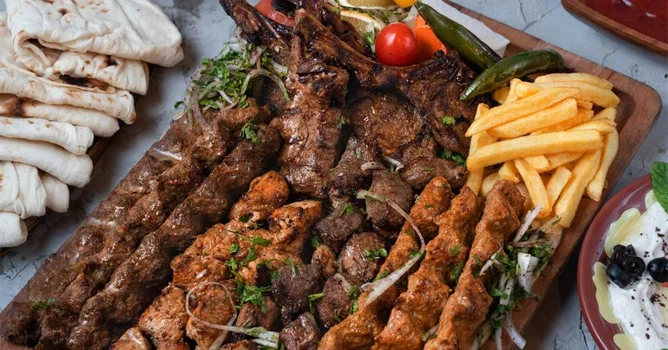 Uludağ Kebapçısı Cemal Cemil Usta resimleri