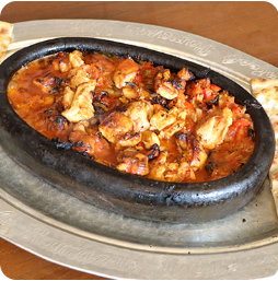 Kiremitte Kaşarlı Tavuk