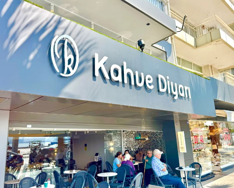 Kahve Diyarı - Karşıyaka Sahil
