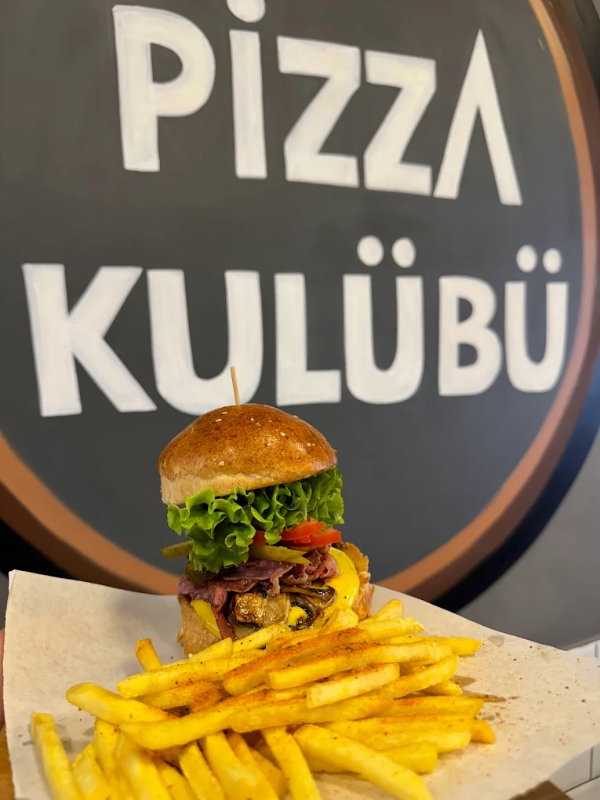 Foça Pizza Kulübü
