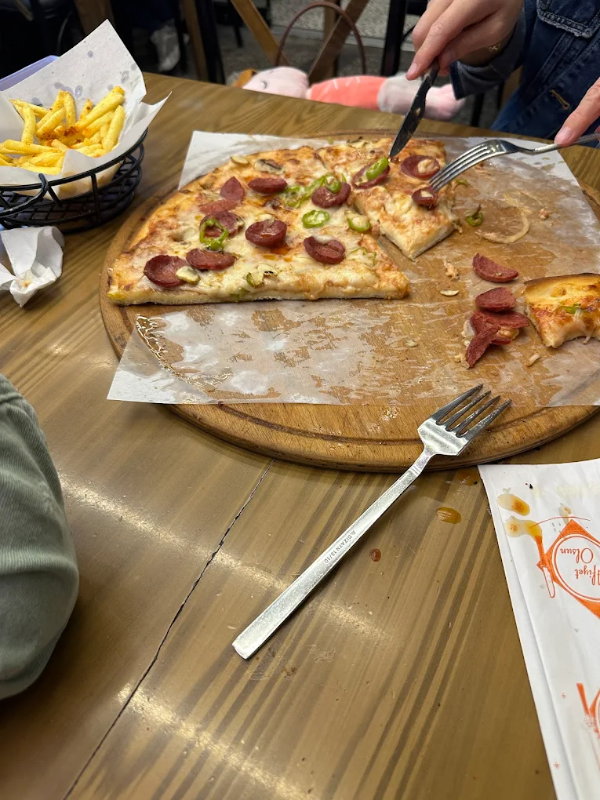 Foça Pizza Kulübü