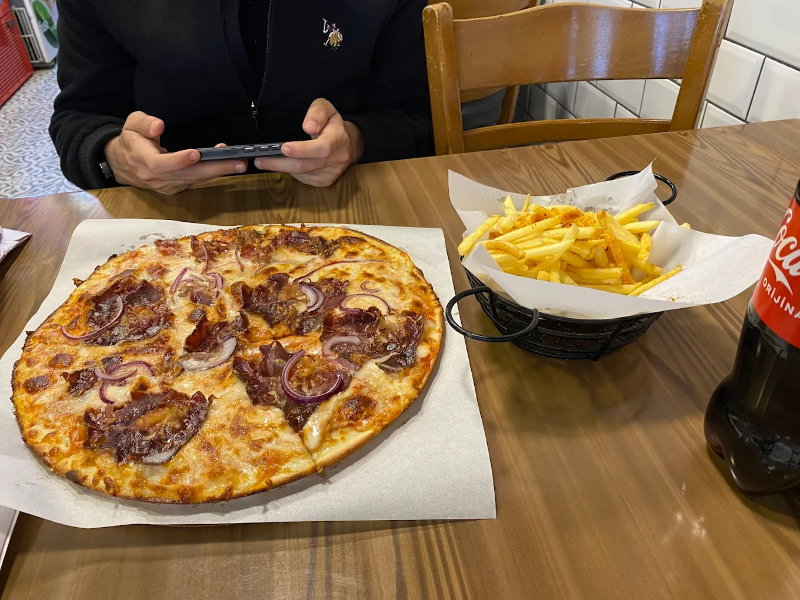 Foça Pizza Kulübü