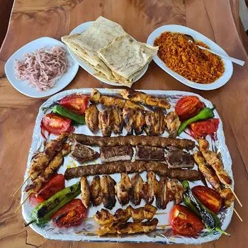 OTURAN BOĞA ÇEŞME resimleri