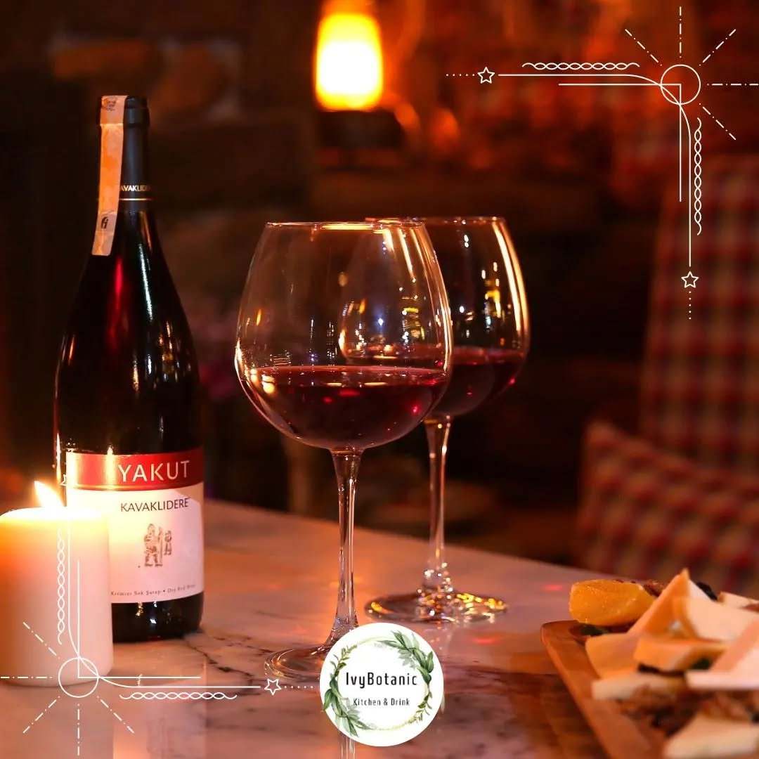 IVY BOTANIC Kitchen & Drink