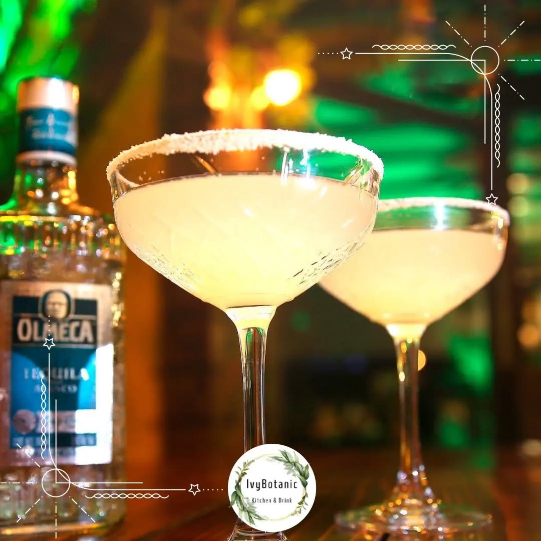 IVY BOTANIC Kitchen & Drink