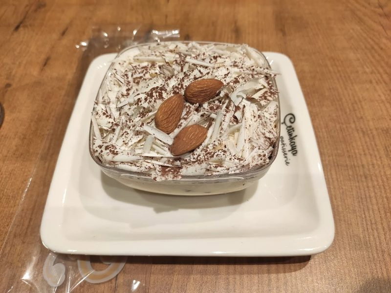 Manisa Çetinkaya Pastanesi